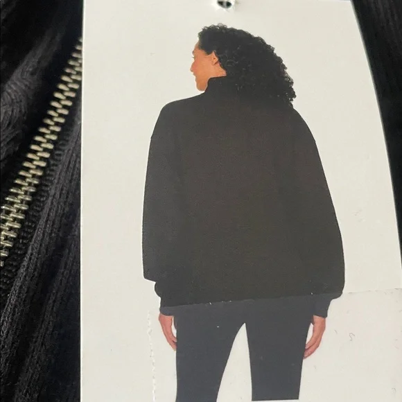 Champion Women's Black Half-Zip Sweatshirt - Picture 4 of 6